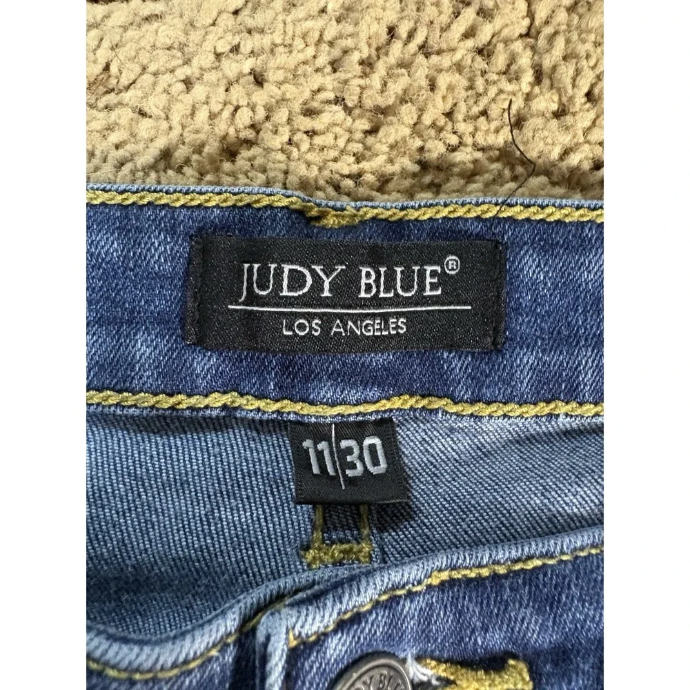 Judy Blue Relaxed Fit Jeans Women 11/30 Distressed Blue Denim Mid Rise Preppy